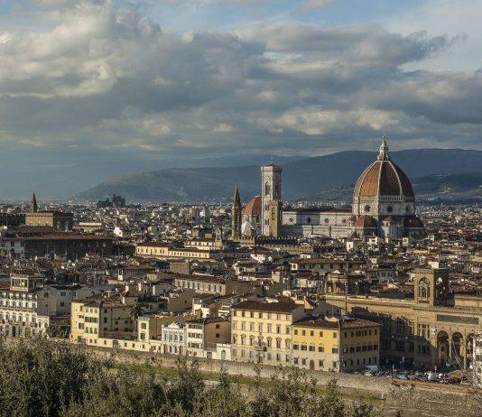 L’Obiettivo Magico di Francesco S. : Catturare l’Essenza di Firenze